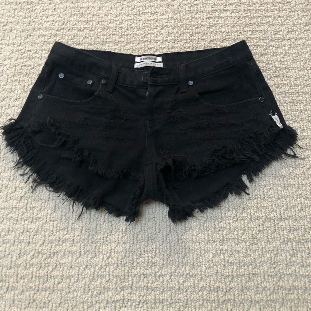One Teaspoon Bonita’s button fly shorts size 26